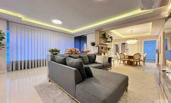 Imagem 3: Vendo Apartamento com 319.00 m2 Privativos 4 Suítes duas com Hidro + 2 Vagas + Lazer Compl