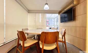 Imagem 7: Vendo Apartamento com 319.00 m2 Privativos 4 Suítes duas com Hidro + 2 Vagas + Lazer Compl