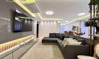 Imagem 2: Vendo Apartamento com 319.00 m2 Privativos 4 Suítes duas com Hidro + 2 Vagas + Lazer Compl