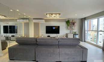 Imagem 5: Vendo Apartamento com 4 Suítes + 4 vagas de Garagem com 188.00m2 Privativos em Meia Praia