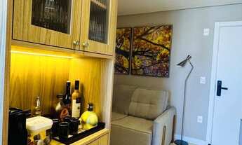 Imagem 2: Vendo Apartamento Mobiliado e Decorado com 2 Dormitórios Sendo 1 Suíte + 3 Vagas de Garage