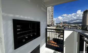 Imagem 2: Vendo Apartamento Novo com 3 Suítes em Meia Praia sem Mobília Pagamento Facilitado Direto