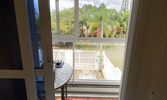 Imagem 5: Sobrado à venda em Torres/RS com 2 dormitórios, totalmente mobiliado. Em bairro estritamen