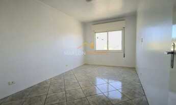 Imagem 5: Apartamento à venda no centro em Torres/RS com 2 dormitórios, dependência de empregada e g