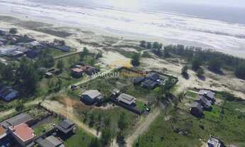 Imagem 5: Ótimo terreno a poucos passos do mar na Praia Ribeiro em Passo de Torres/SC