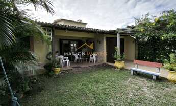 Imagem 3: Ótima residência a 300 metros do mar, com 3 dormitórios, sendo 1 suíte!