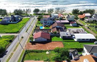 Imagem 3: Raridade, terreno de frente para o norte a 50 metros do mar
