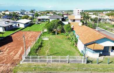 Imagem 4: Raridade, terreno de frente para o norte a 50 metros do mar