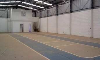 Imagem: Galpão comercial em área industrial