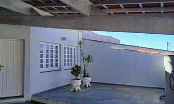 Imagem: Casa Térrea com 3 Quartos - Jd. Europa