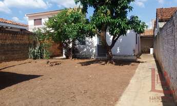 Imagem: Casa - Venda - TAQUARITINGA - SP - VILA