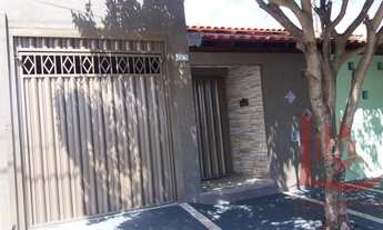 Imagem: Casa - Venda - TAQUARITINGA - SP - JARDIM