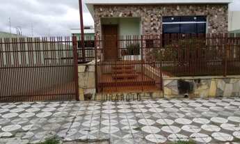 Imagem: Casa com 3 quartos, 335m², à venda em