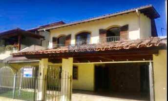 Imagem 3: Sobrado com edícula para locação no Jardim Primavera, Caraguatatuba/SP