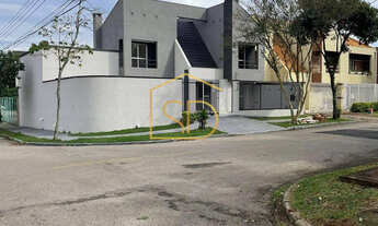 Imagem 4: Espetacular Sobrado à Venda com 3 quartos 1 suite, 5 vagas, 180m², em São José dos Pinhais