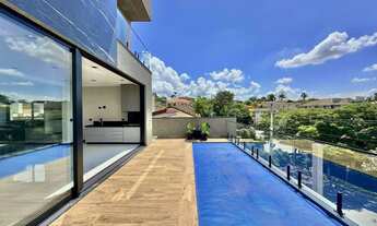 Imagem: Casa (Em condomínio), com 4 quartos e 5