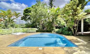 Imagem: Casa (Alvenaria), com 4 quartos e 4 banheiros