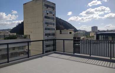 Imagem 3: Cobertura para Venda em Rio de Janeiro, TIJUCA, 4 dormitórios, 1 suíte, 2 banheiros, 2 vag