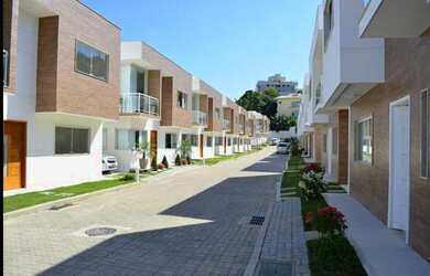 Imagem 5: Casa em Condomínio para Venda em Rio de Janeiro, JACAREPAGUA, 3 dormitórios, 3 suítes, 4 b