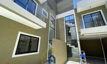 Imagem: Sobrado à venda em Curitiba, Uberaba, com