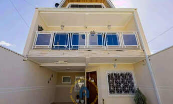 Imagem 2: Sobrado triplex à venda em São José dos Pinhais, Costeira, com 3 quartos, 169m²