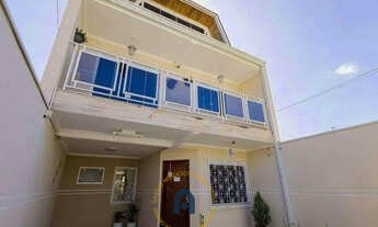 Imagem: Sobrado triplex à venda em São José dos