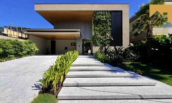 Imagem: Casa nova de alto padrão a venda na Riviera