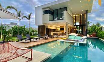 Imagem: Casa cinematográfica à venda na Riviera