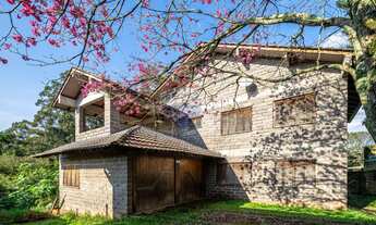 Imagem 5: Casa de Pedra Basalto em fino acabamento de 231m2 de área construída
