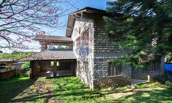 Imagem 3: Casa de Pedra Basalto em fino acabamento de 231m2 de área construída