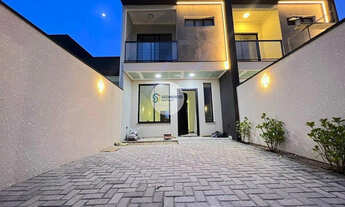 Imagem: Sobrado à venda em Matinhos, com 3 quartos