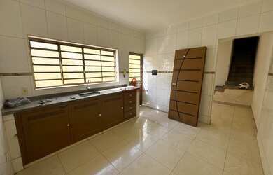 Imagem 6: Casa para Venda em Rio Claro, Jardim Novo I, 3 dormitórios, 1 suíte, 3 banheiros, 1 vaga