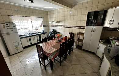 Imagem 6: Casa para Venda em Rio Claro, Parque das Indústrias, 7 dormitórios, 2 banheiros, 2 vagas