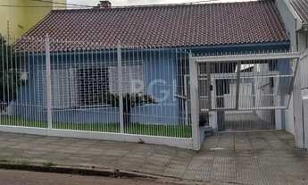 Imagem: ! CDATA Casa para Venda - 249.86m², 3 dormitórios