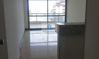 Imagem 3: Apartamento quarto e sala na Barra com vista mar, banheiro, varanda, área de serviço, acab