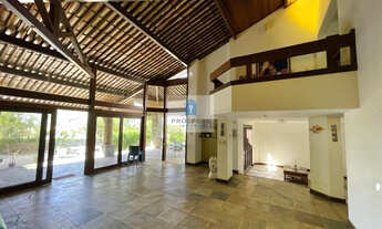 Imagem 4: Casa: 3 quartos, 5 banheiros, 2 vagas de garagem, varanda e dependência. Condomínio fechad