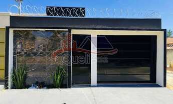 Imagem: Casa à venda, com 3 quartos, no Caldas