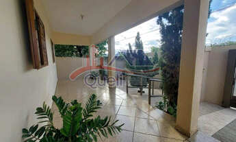 Imagem 7: Sobrado à venda, com 4 quartos, no bairro Estância Itanhangá, em Caldas Novas(GO