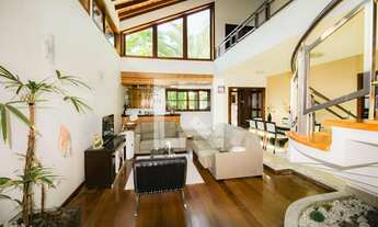 Imagem: Casa à Venda - Interlagos, 4 Quartos, 350