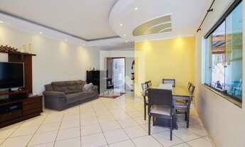 Imagem: Casa à Venda - Vila Carrão, 5 Quartos