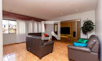 Imagem: Casa à Venda - Vila Invernada, 4 Quartos