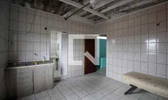 Imagem 3: Casa à Venda - Vila Carmosina, 8 Quartos, 600 m2