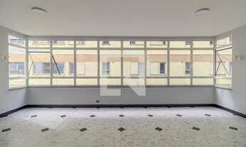 Imagem 2: Apartamento à Venda - Santa Cecília, 3 Quartos, 165 m2