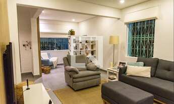 Imagem: Casa à Venda - Cambuci, 3 Quartos, 300