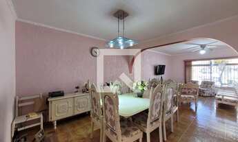 Imagem 7: Casa à Venda - Vila Liviero, 4 Quartos, 217 m2