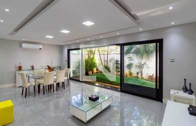 Imagem 2: Casa à Venda - Campo Belo, 4 Quartos, 220 m2