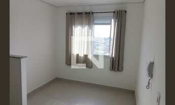 Imagem 2: Apartamento à Venda - Vila Santa Clara, 2 Quartos, 33 m2