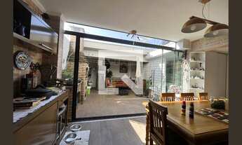 Imagem 5: Casa à Venda - Saúde, 3 Quartos, 270 m2