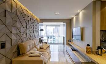 Imagem 2: Apartamento à Venda - Aclimação, 2 Quartos, 74 m2