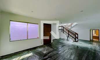 Imagem 6: Casa à Venda - Belém, 3 Quartos, 240 m2